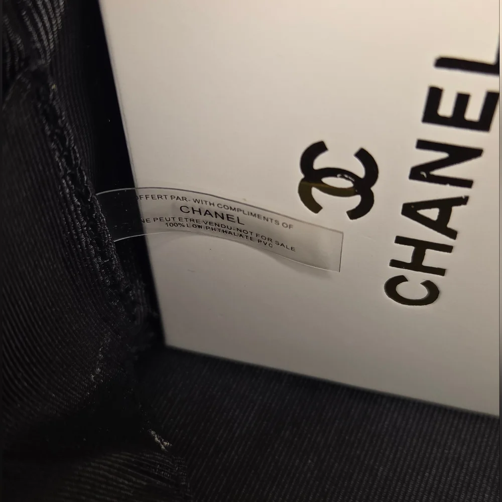 Chanel - Mini Bag - Crossbody Bag - Makeup Vanity Bag - Picture 7 of 7